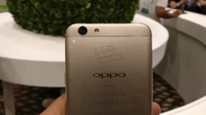 Oppo f1s camera front price phone f1 lineage os malaysia install a1601 specs rs megapixel india firmware selfie smartphone file